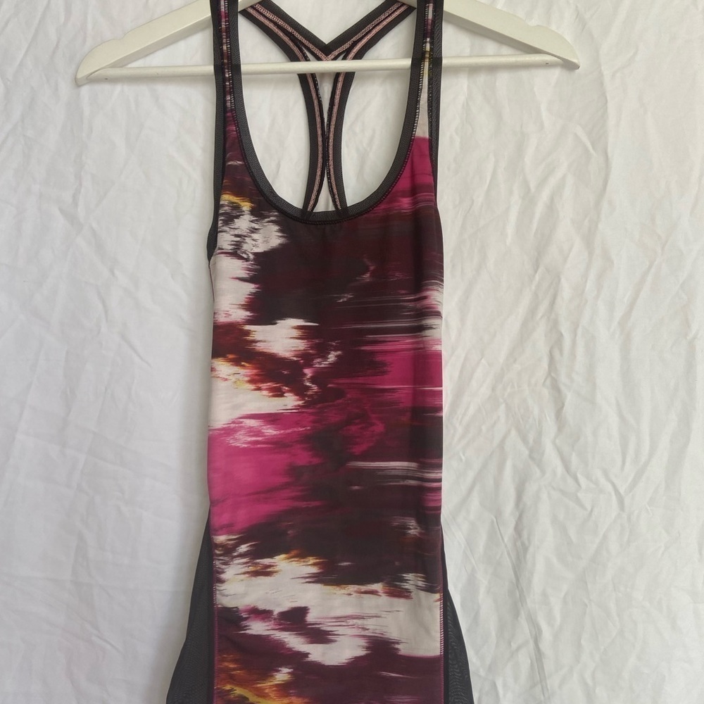 LULULEMON Racerback Tank Mesh Back Size 2 - Picture 3 of 9